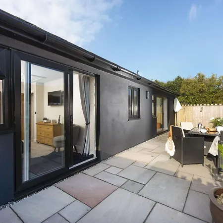 Holiday home Bumblebee Barn Truro